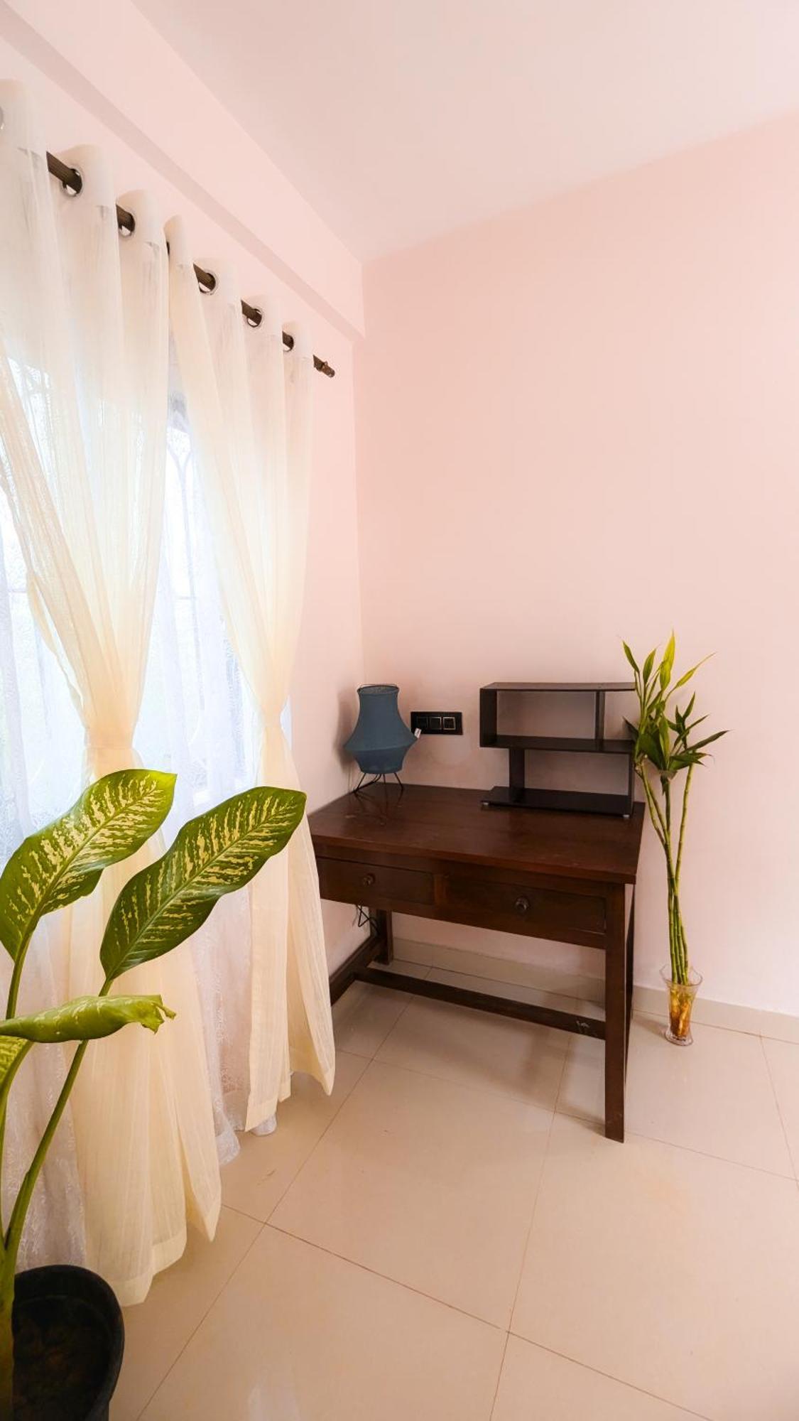 The First House By V3Homestay 4Bhk Private Pool Calangute Exteriör bild